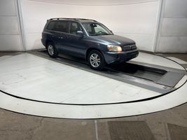 2006 TOYOTA HIGHLANDER 