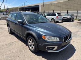 2008 VOLVO XC70 