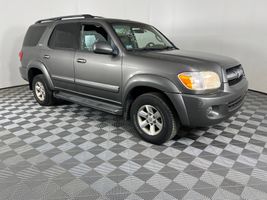 2006 TOYOTA SEQUOIA SR5