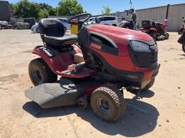  CRAFTSMAN RIDING LAWN MOWER 