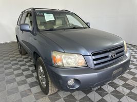 2004 TOYOTA HIGHLANDER BASE