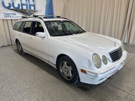 2001 MERCEDES-BENZ E CLASS E320