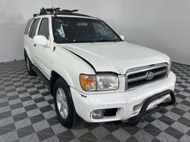 2001 NISSAN PATHFINDER LE