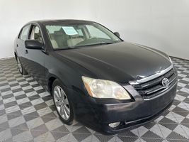 2006 TOYOTA AVALON 