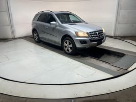 2011 MERCEDES-BENZ M CLASS ML350