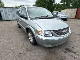 2003 CHRYSLER TOWN & COUNTRY