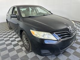 2010 TOYOTA CAMRY LE