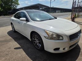 2011 NISSAN MAXIMA SV