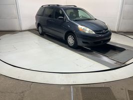 2007 TOYOTA SIENNA CE