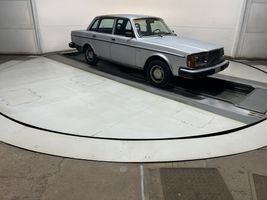 1980 VOLVO SEDAN BASE 