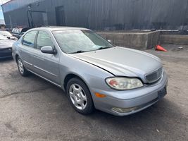 2001 INFINITI I30 BASE