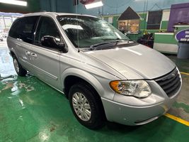 2006 CHRYSLER TOWN & COUNTRY