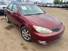 2005 TOYOTA CAMRY XLE