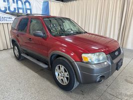 2005 FORD ESCAPE XLT