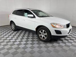 2011 VOLVO XC60 BASE