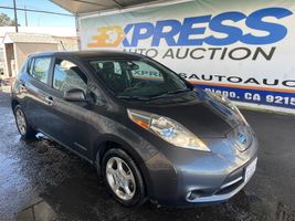2013 NISSAN LEAF SV