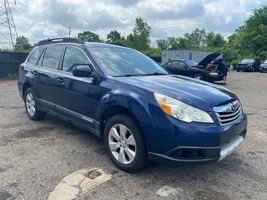 2011 SUBARU OUTBACK