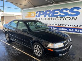 2003 VOLVO S40