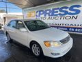 2001 TOYOTA AVALON