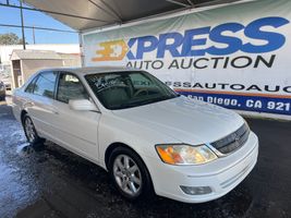 2001 TOYOTA AVALON XL