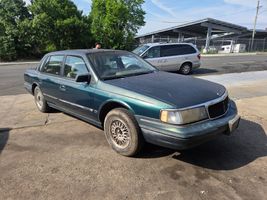 1994 LINCOLN CONTINENTAL SIGNATURE