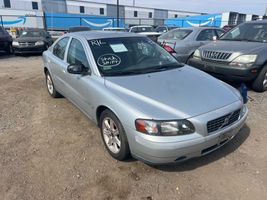 2002 VOLVO S60 BASE