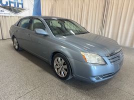 2006 TOYOTA AVALON 