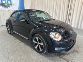 2012 VOLKSWAGEN BEETLE 2.0T