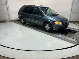 2006 CHRYSLER TOWN & COUNTRY TOURING