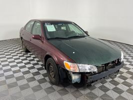 2000 TOYOTA CAMRY LE