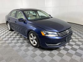 2012 VOLKSWAGEN PASSAT SE