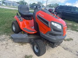 2004 HUSQUVARNA YTH2042 RIDING LAW MOWER  