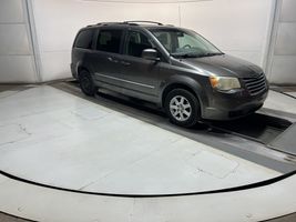 2010 CHRYSLER TOWN & COUNTRY TOURING