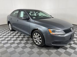 2011 VOLKSWAGEN JETTA SE