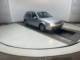 2003 VOLKSWAGEN GOLF GL