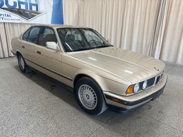 1992 BMW 5-SERIES 525I