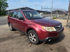 2011 SUBARU FORESTER X