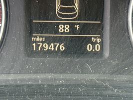 2012 VOLKSWAGEN PASSAT SE