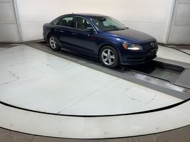 2012 VOLKSWAGEN PASSAT SE