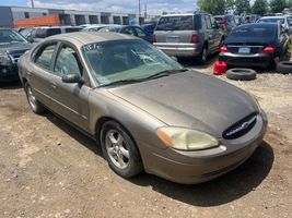 2002 FORD TAURUS SE