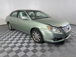 2010 TOYOTA AVALON LIMITED