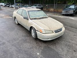 2001 TOYOTA CAMRY 