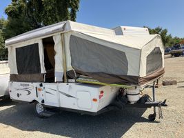 2015 FOREST RIVER ROCKWOOD FREEDOM 