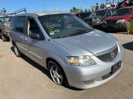 2003 MAZDA MPV 