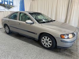 2002 VOLVO S60 BASE