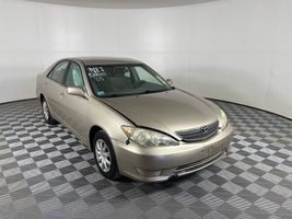2005 TOYOTA CAMRY 