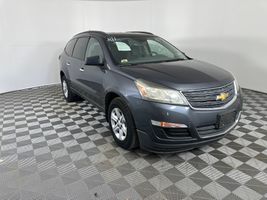 2013 CHEVROLET TRAVERSE LS