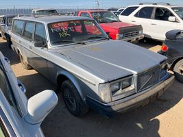 1985 VOLVO 240 