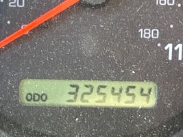 2001 NISSAN FRONTIER XE