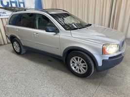 2005 VOLVO XC90 